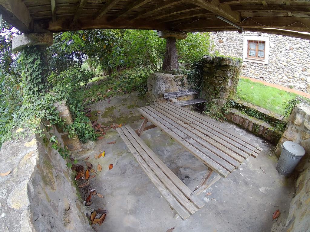El Trebano Guest House Cardes  ภายนอก รูปภาพ
